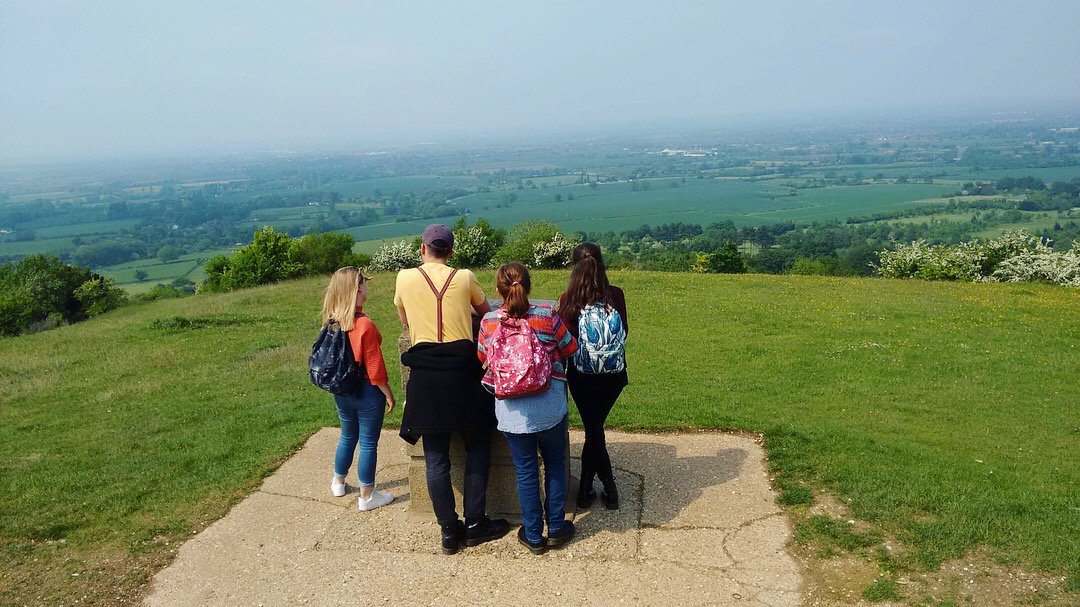 RoughshodTC's tweet photo. This week we're in beautiful Wendover! Yesterday we had the chance to check out Coombe Hill - it's always nice to have time to admire the places we have travelled to! #Roughshod2018 https://t.co/7NiprUD4bi