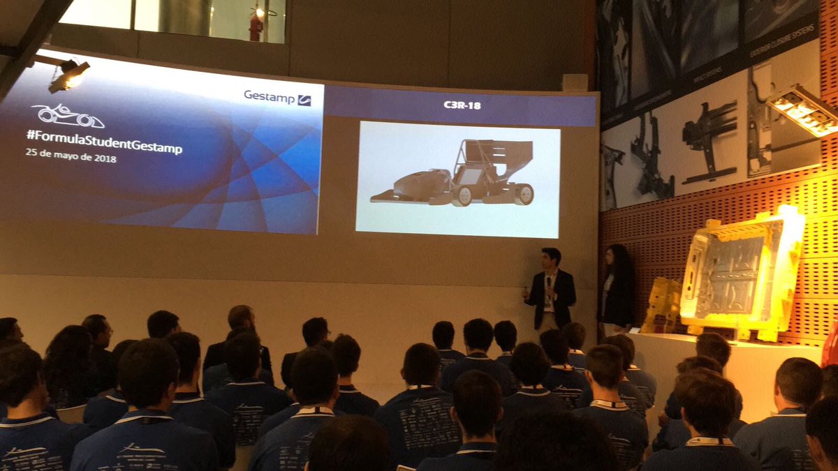 MADFormulaTeam's tweet image. Hoy estamos en #FormulaStudentGestamp @gestamp_es presentando nuestro proyecto y junto a nuestros compañeros de @etseibmotorspor 
#FS2018 #roadtoFS2018 
|| Today we are in #FormulaStudentGestam @gestamp presenting our project with @etseibmotorspor