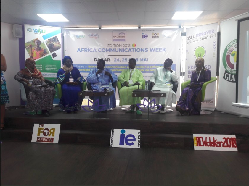 expressosenegal's tweet photo. Les panelistes présent pour le Théme "Rôle de la communication dans la promotion de la citoyenneté, de la gouvernance, du genre et des politiques publiques"
#Kebetu #watulab #ACWdakar2018 https://t.co/MPQWvRfrBV