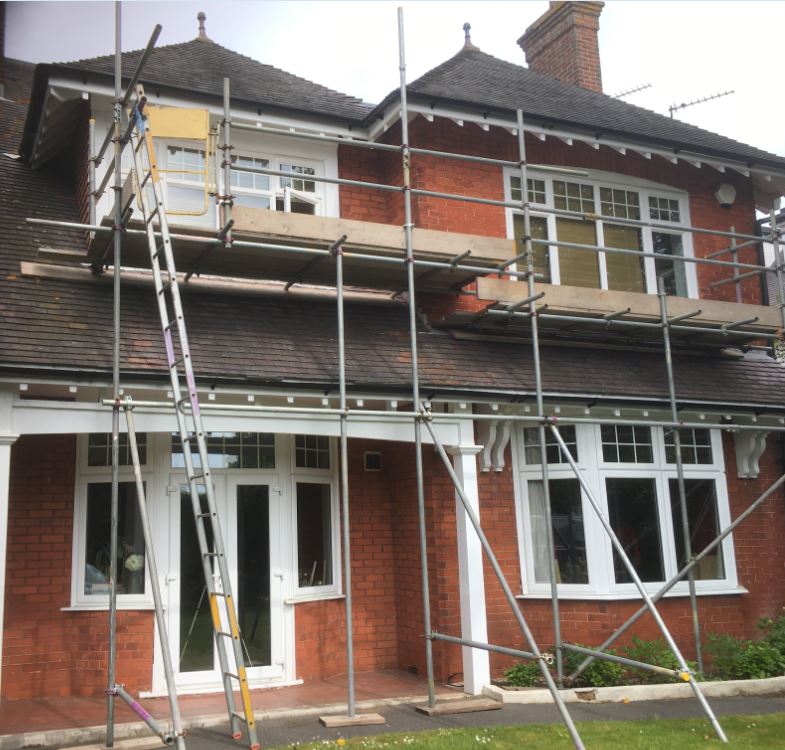 SolarScaffold's tweet image. Window Access #scaffoldsolutions #scaffoldbournemouth #scaffolddorset #freequote
