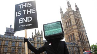 LetsJoinEdi's tweet photo. UK First As TV Screens To 'Switch Off' For Disruptive Advert
https://t.co/6bN9BA3Uba https://t.co/THdRoqkAIc