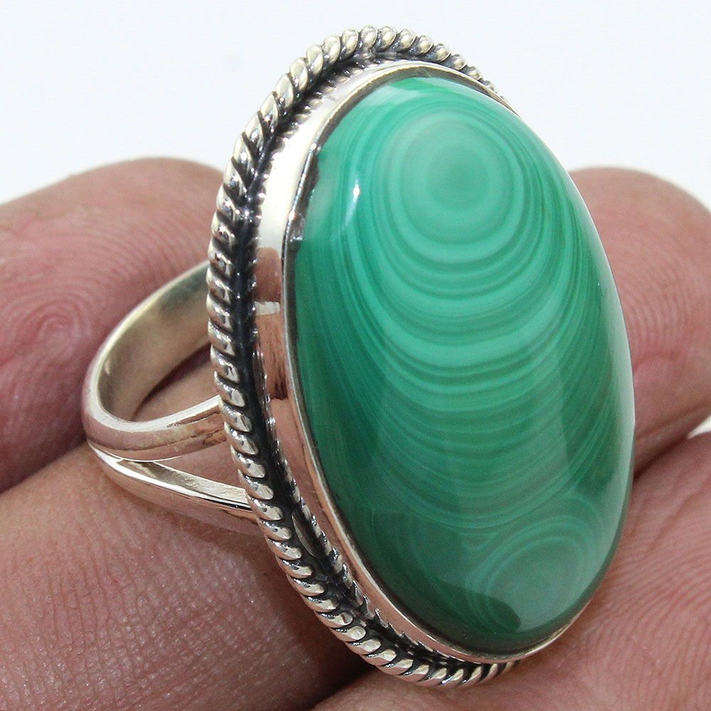 silvereternity5's tweet photo. https://t.co/kkDGWSLrRa

https://t.co/Q1bNWbgYAT

#Malachite #MalachiteRing
#MalachiteJewelry #SilverRing #SilverJewelry #925SterlingSilver #CabochonRing #BigRing #Cabochon #Gift #Gemstone #Silver #Ring #Jewelry https://t.co/U6HcaYz8yr