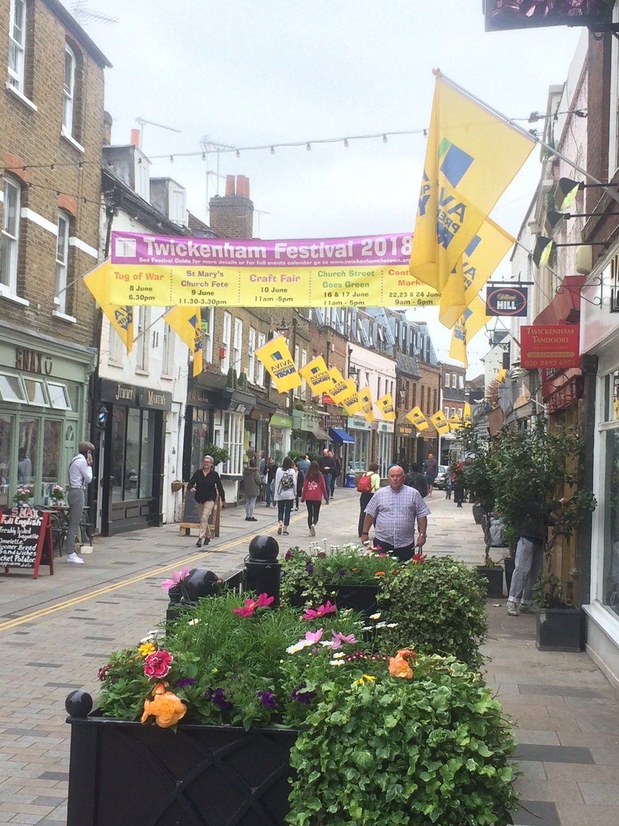 ChurchStTwicker's tweet photo. Church Street flying flags for the Aviva Premiership rugby match between Exter and Saracens #AvivaPrem #AvivaPremiership K.O 15.00 tomorrow at the Twickenham Stadium @twicktownbiz #Twickenham https://t.co/hVFkpeCQUG
