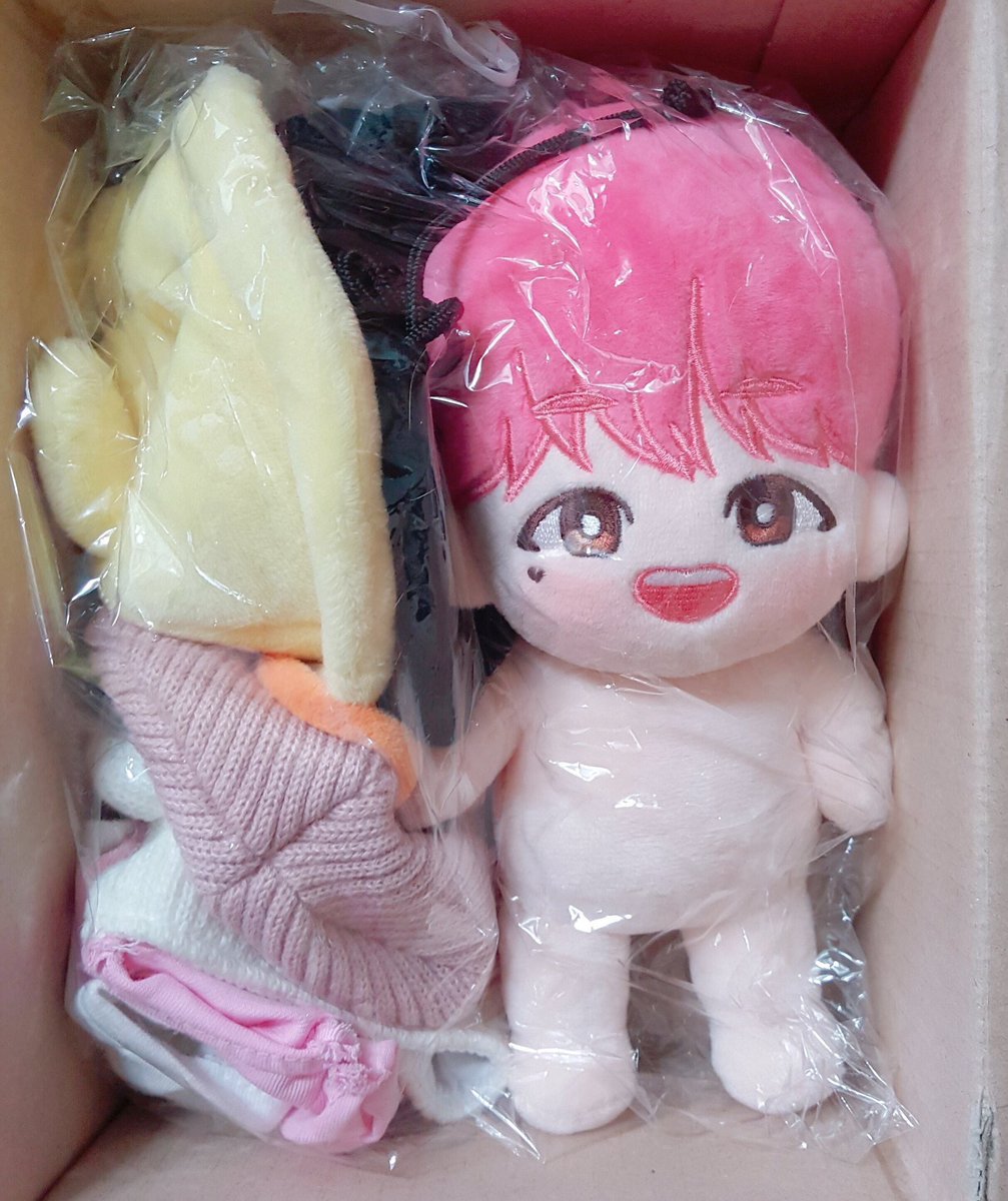 maybe2tracyn's tweet photo. i'm looking for Jinhwan doll, pls DM if you wanna sell 🙏🙏 Thank you so much 
#아이콘 #아이콘인형 #진환인형 #뿌니 #iKON #진환 #JINHWAN #ジナン #Jinhwan #Jinan #Jay #Jinhwandoll #Jinandoll #Jaydoll https://t.co/KsTMudMHz9