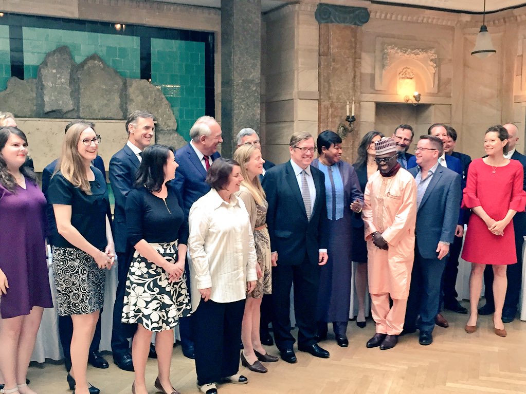 MarkKersten's tweet photo. Justice smiles. The light moments are among the best moments.
#ACL_Symp @NurembergAcadem https://t.co/ibzRxXH4Vk