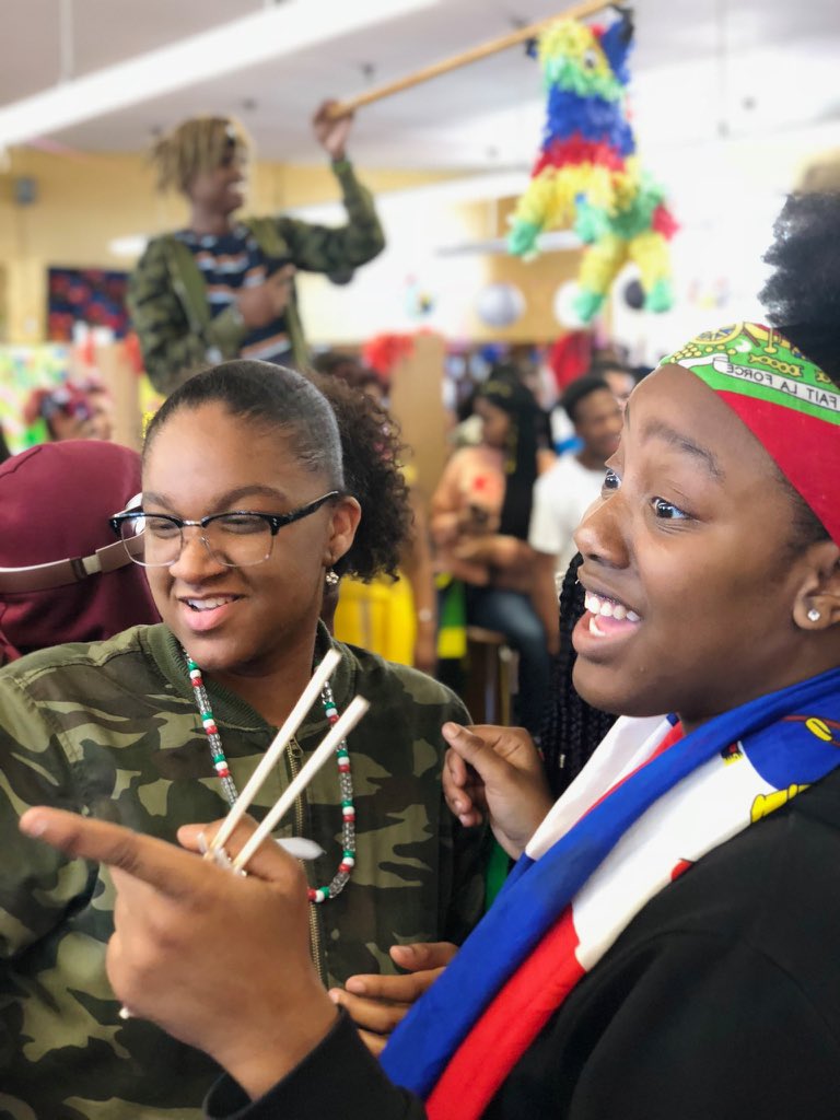 LIFEAcademy2018's tweet photo. Yesterday's #CultureDay2018 was a huge success! We laughed, we danced, and we ate (a lot😅). Check out these photos from the event. #LifeAtLIFE #BigAtLIFE #LAFM #LAFMCultureDay https://t.co/J3IFaJSSP2