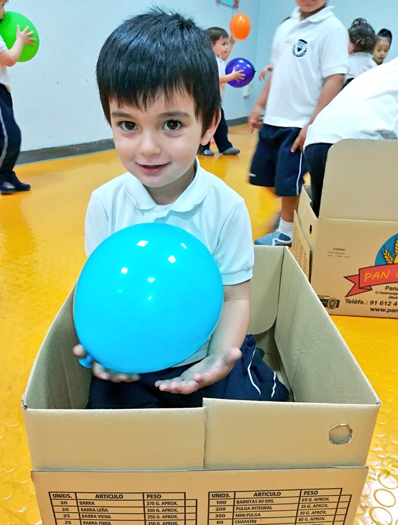 eisekcc's tweet photo. #Happy #Friday!🎈playing with #balloons and #boxes is a #must. We had a blast! Enjoy your #weekend!
@SEKCiudalcampo @institucionsek @mclagar #inmyclass #littleones #nurseryschool https://t.co/ACGylKX92k