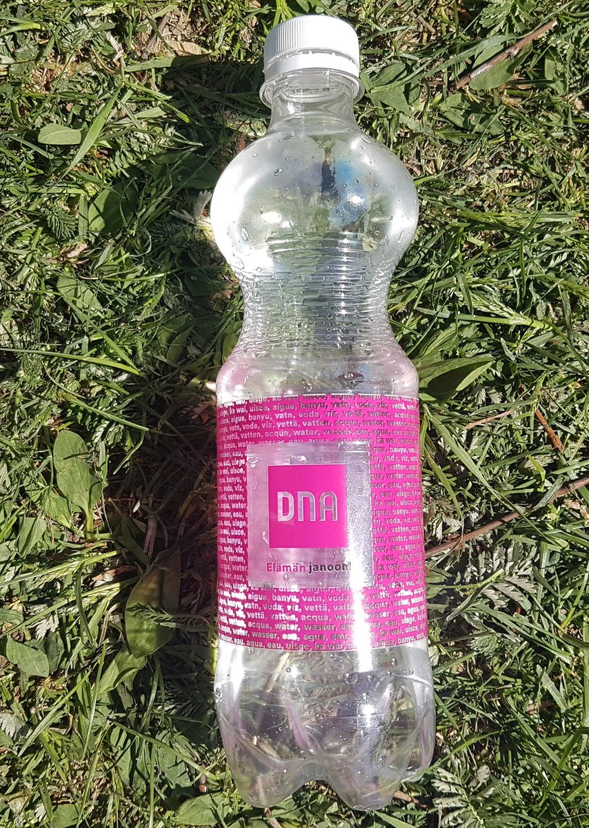 RiikkaJ's tweet photo. Yhteistyökumppaneista bongattu ainakin @LataamoGroup. Jos iskee juoksun jälkeen jano, tulkaa moikkaamaan. #dnalainen #ymv18 #yritysmaraton https://t.co/Qf5ZxDuSTs