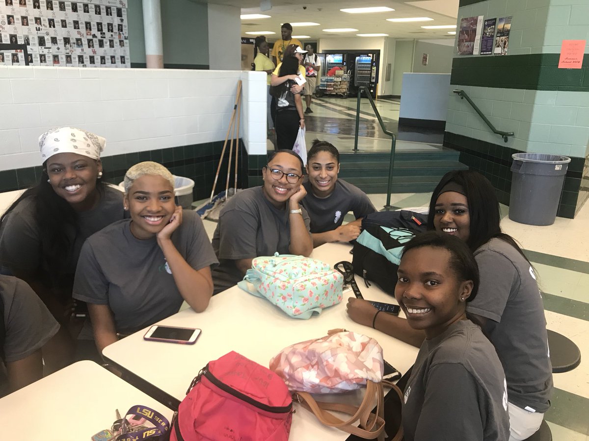 Diaka R. Melendez tweet media