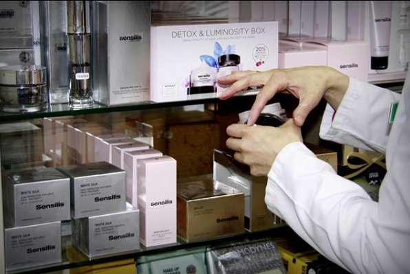 PharmaNavas's tweet photo. 😍😍
.
.
#pharmanavas #parafarmacia #cosmetica #cuidate #cuidale https://t.co/ePkDUsDy4m