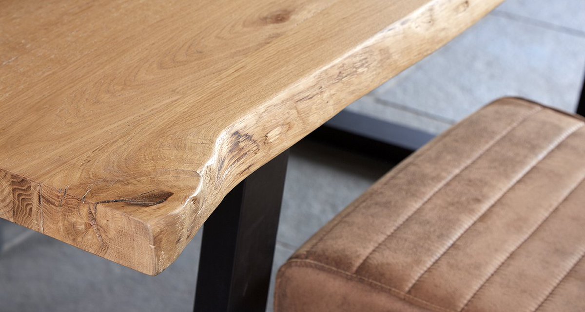 CorndellFurn's tweet photo. Our Oak Mill collection finds the perfect balance between industrial and rustic, which creates a bold style statement. Crafted from oak and metal to give a high-end design style, each pieces offers individuality with it’s authentic live edge. #corndell #furniture #liveedge https://t.co/n1qbnXmwYP