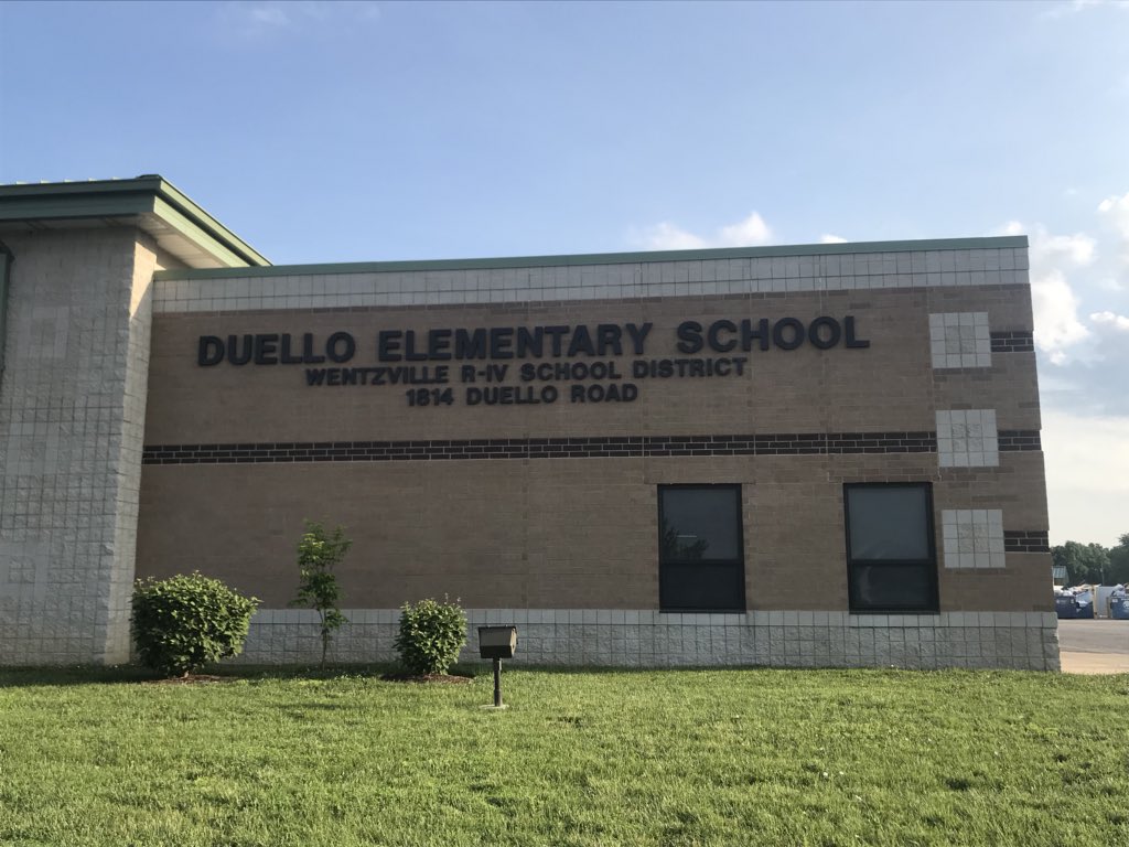 EarlyLearningDr's tweet image. Happy Last Day #duellolearns #summervaca