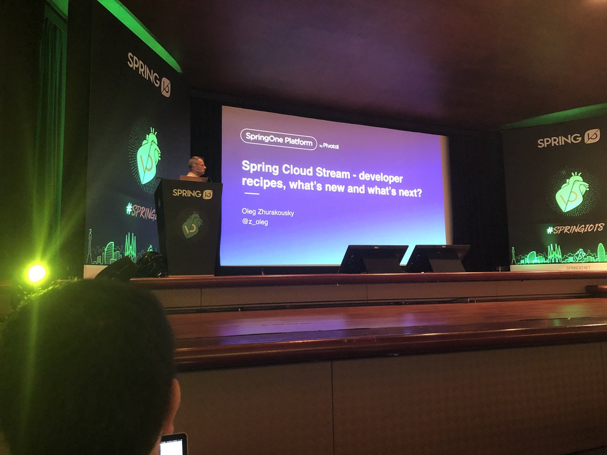 nielsmite's tweet photo. From middleware to serverless 🤪 the next steps for Spring Cloud coming up! #springio18 #liveanddev https://t.co/WwFQRbfHb5