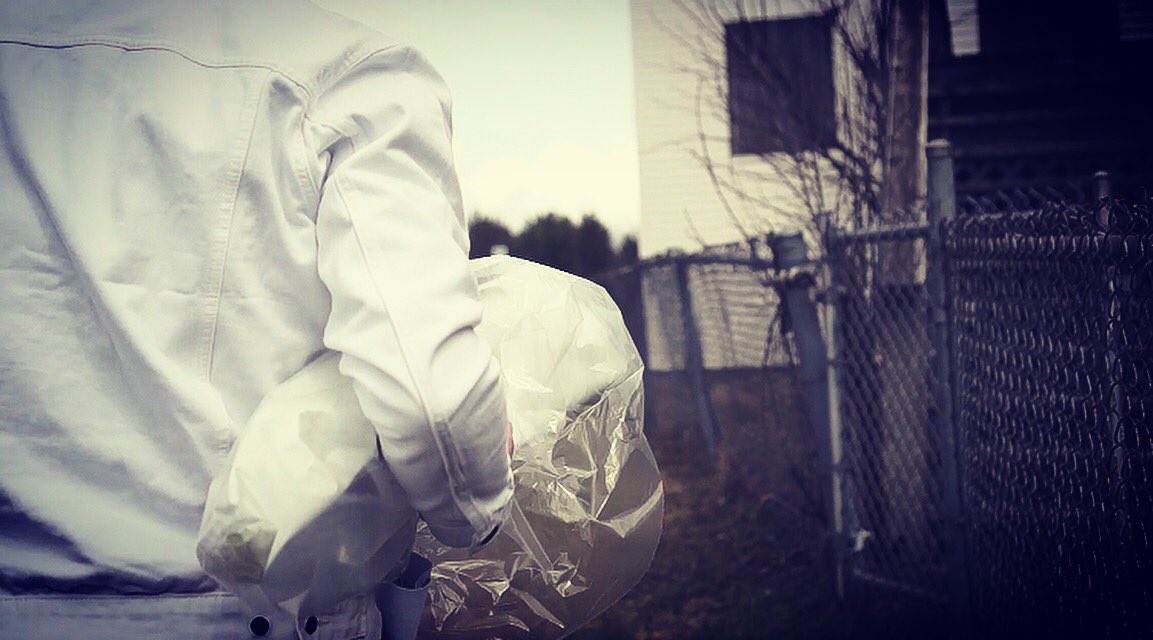 mandroid51's tweet image. Sneak peek pic to the teaser which is on its way: #moralfabrication moralfabricationmovie.com