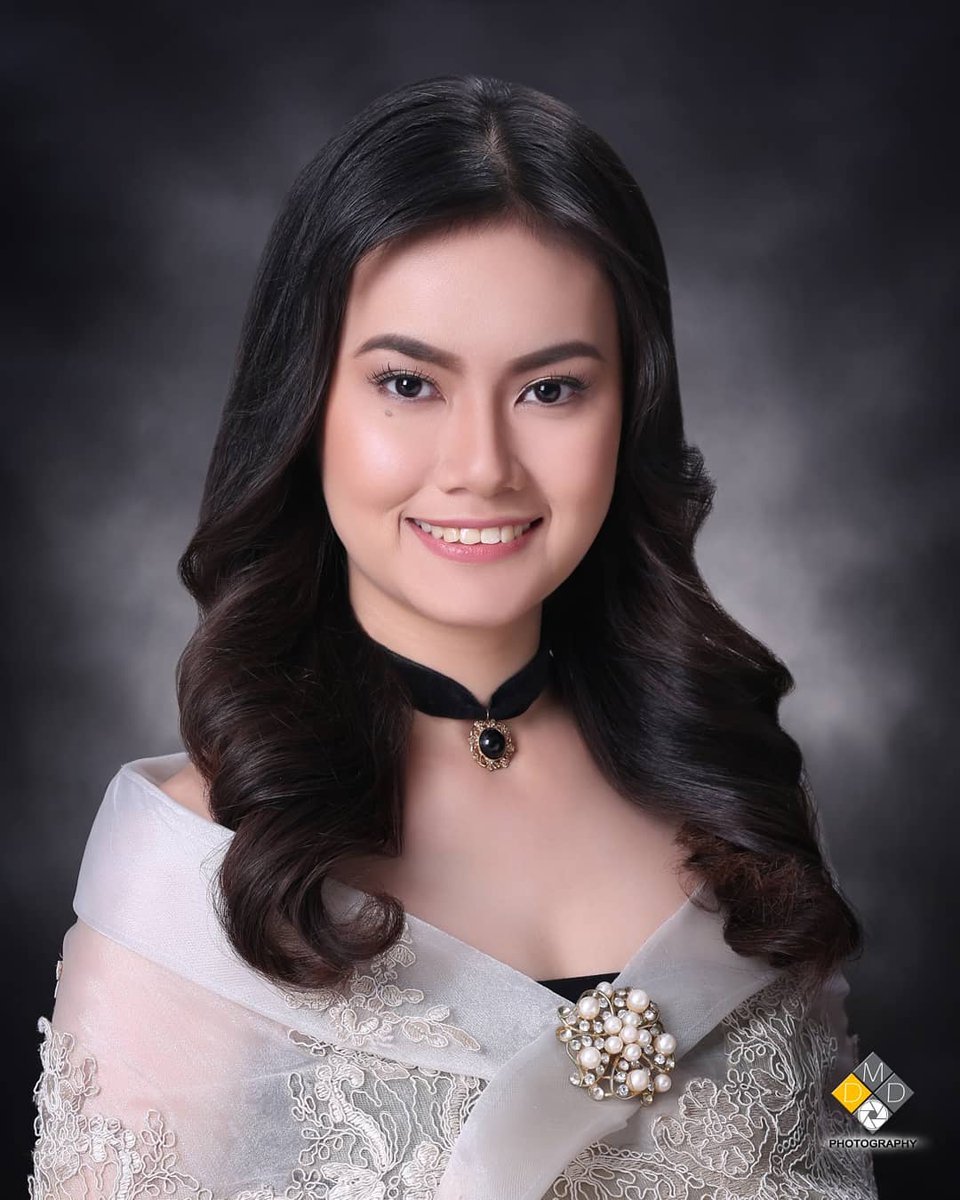 furan_tic's tweet image. Dahil 1 week nalang...  🎓 ✨ #SalamatUST #grad18

Frances Jillian A. Cawai
2013054670
BS Architecture
University of Santo Tomas