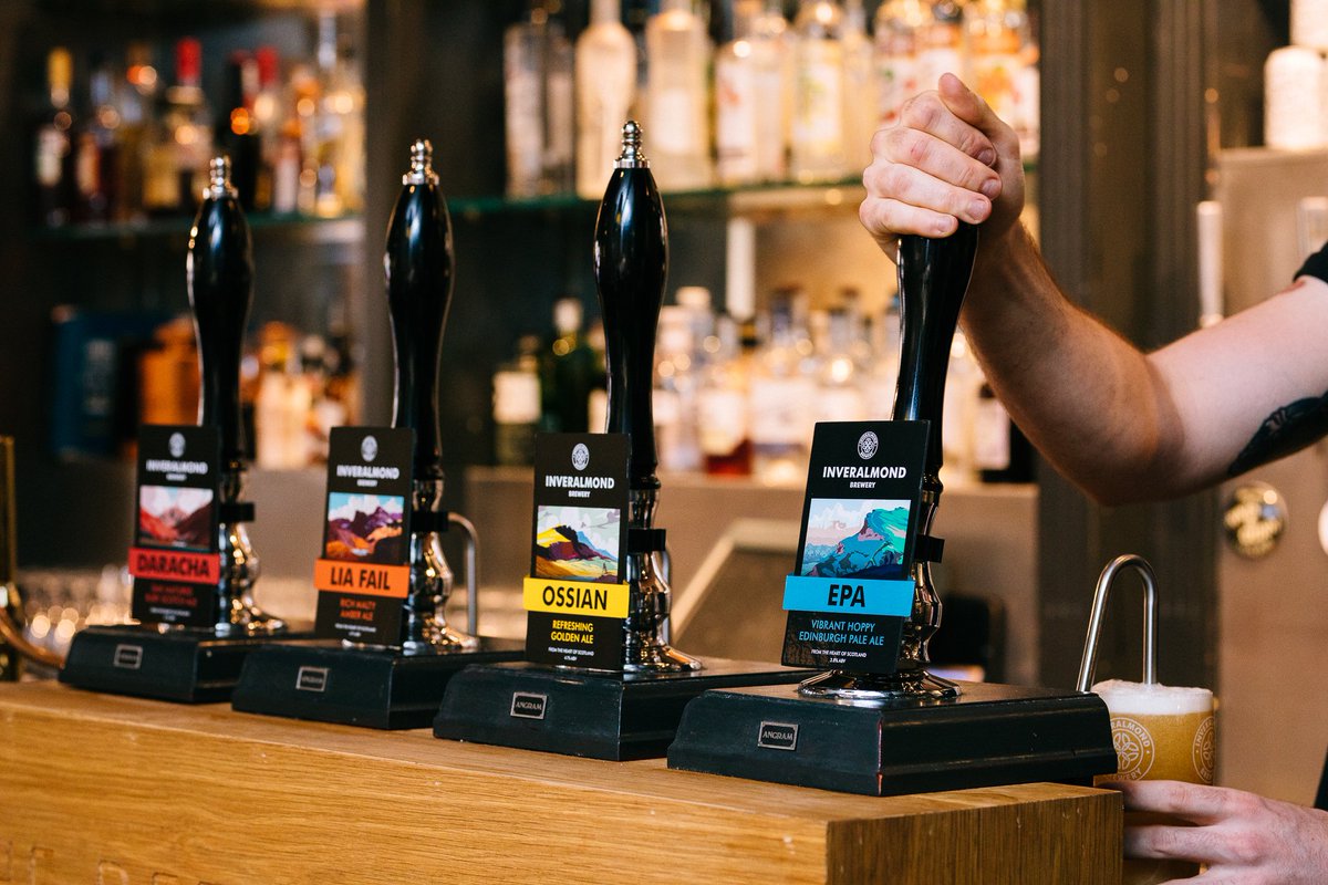 Happy #FathersDay to all the top Dads out there, you deserve a pint of your favourite Inveralmond! 🍻