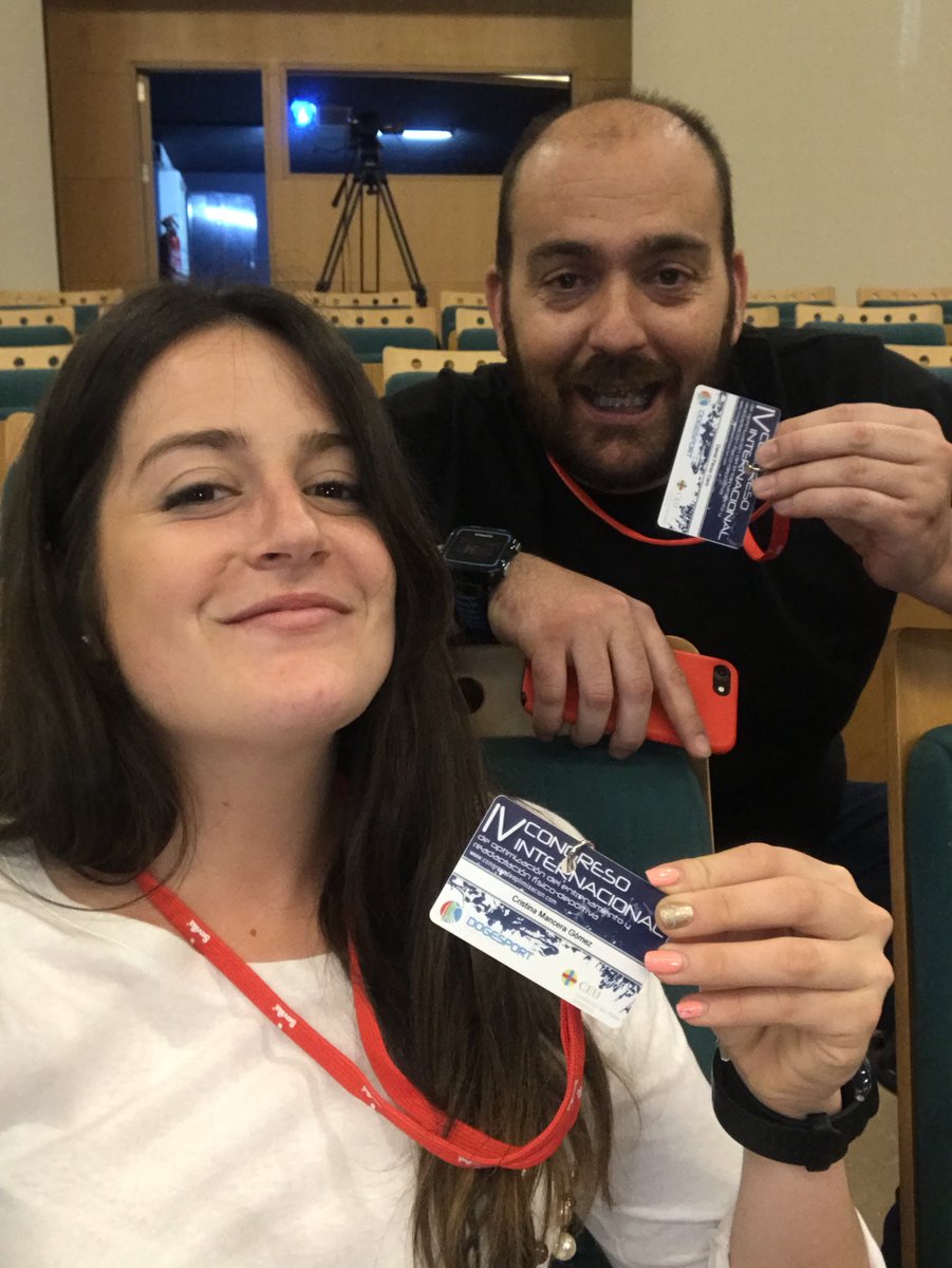 crissport_'s tweet photo. Un gusto poder formarse con el IV Congreso de Optimización del Entrenamiento y Readaptación Físico deportiva #COER18 Con mi compañero David Pérez Caro #CeuBormujos #FhysioSportCenter #Utrera https://t.co/iQIh0U9x0Q