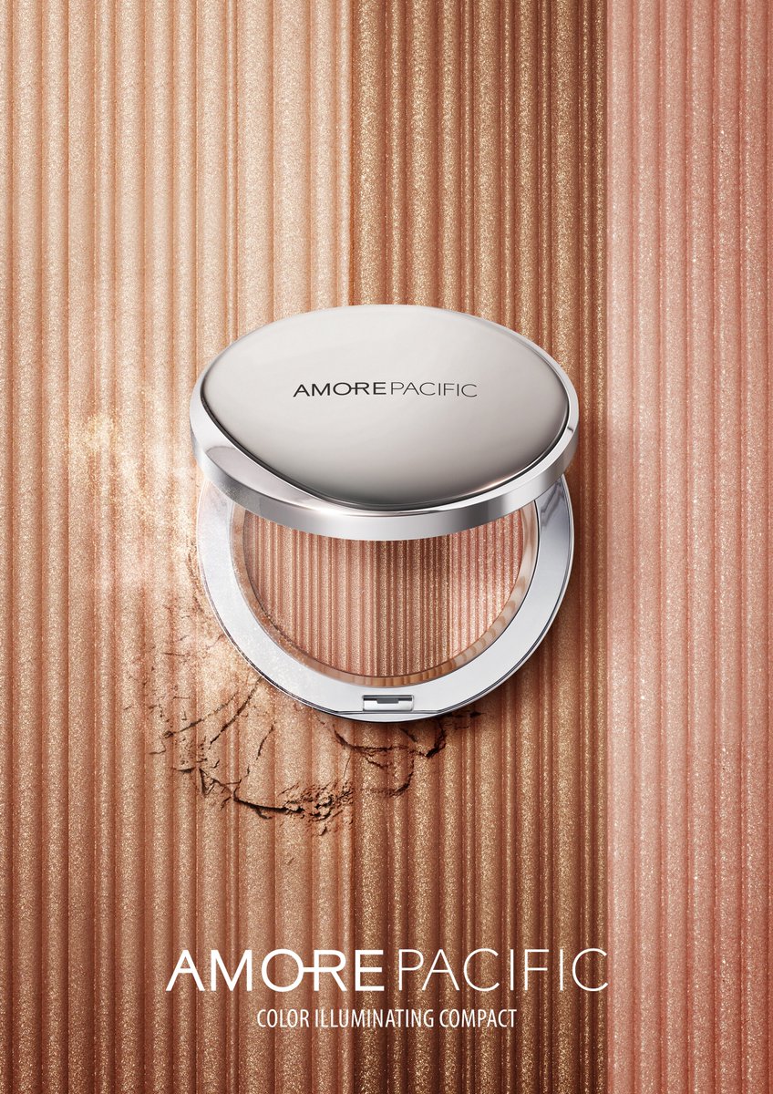 AMOREPACIFIC_US's tweet photo. Introducing the NEW Color Illuminating Compact! An illuminating powder trio that delivers a flawless glowing finish with a natural sun kissed look!   #BeautyOnTheGo #GetGlowing #ColorIlluminatingCompact https://t.co/Dh2hGlJl7T