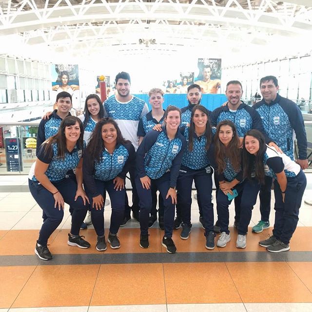 ArielGa333's tweet photo. Algo mas lindo que representar a tu pais? 😊 #coa #arg #argentina #levantamientodepesas #odesur #yendo 🛫#cochabamba #weightlifting #halterofilia https://t.co/Gb1Z9QuAmr https://t.co/SGga0Ehrjz