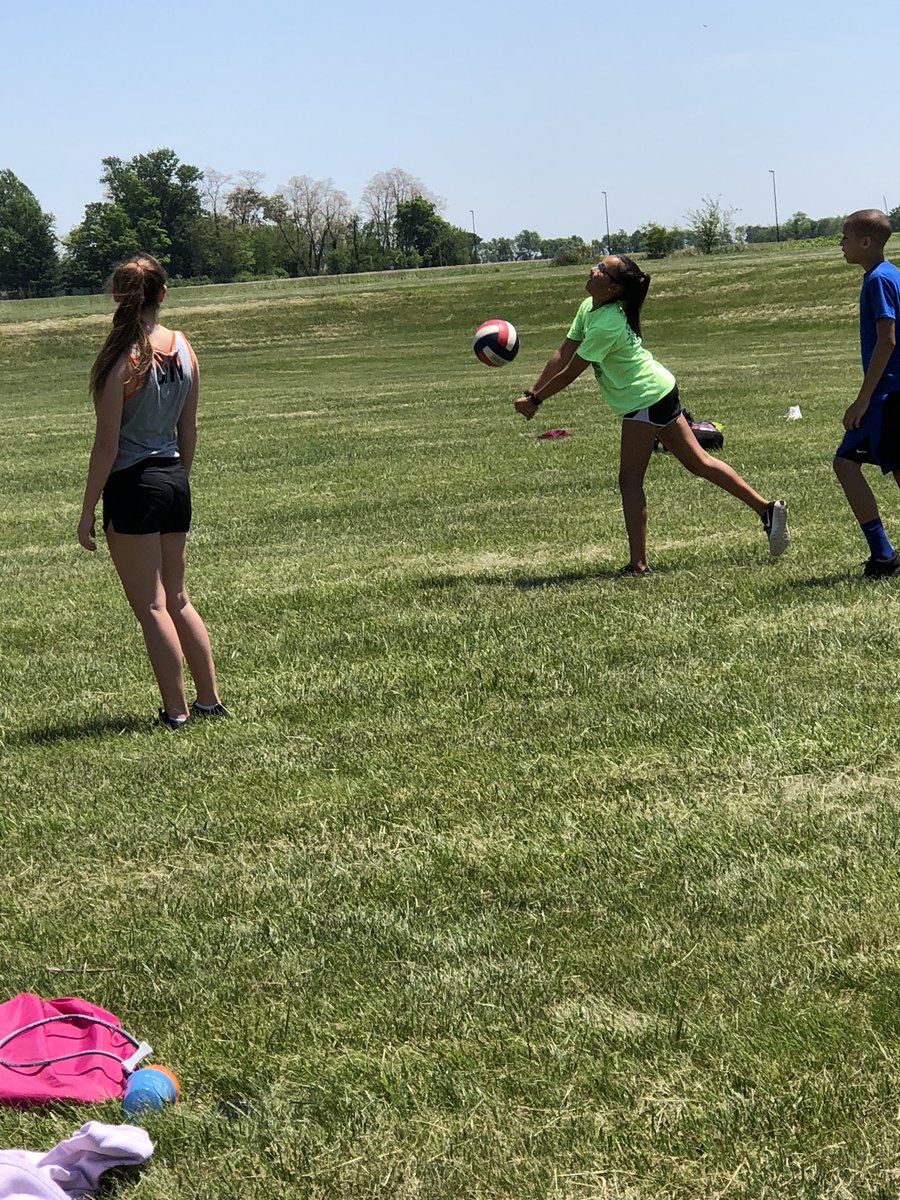 Mrs. Fox tweet media