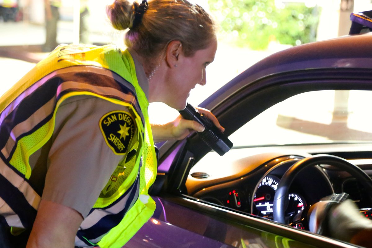 SDSheriff's tweet image. Don’t drive under the influence of drugs or alcohol this #MemorialDayWeekend. @SDSOSanMarcos Deputies will be conducting a DUI Checkpoint TONIGHT (May 25) in @sanmarcoscity. If you&apos;re caught driving while impaired, you will go to jail. #DUIDoesntJustMeanBooze #DontDrinkAndDrive