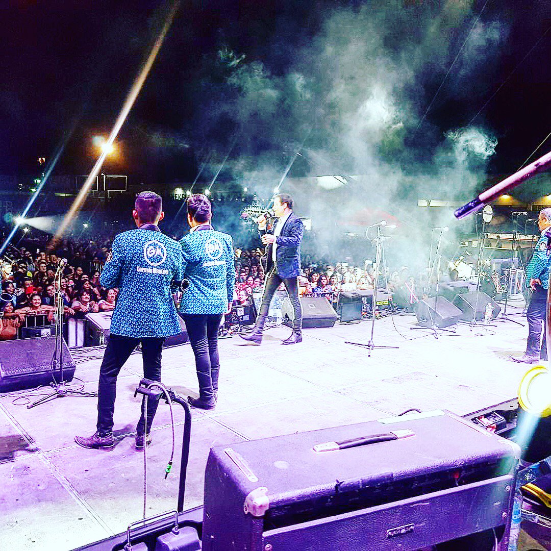 GermanMontero5's tweet photo. #MilGracias mis Amigos por la invitación @LaComadre_MX #ElMegaEvento #Culiacan https://t.co/tzVRmMXys1