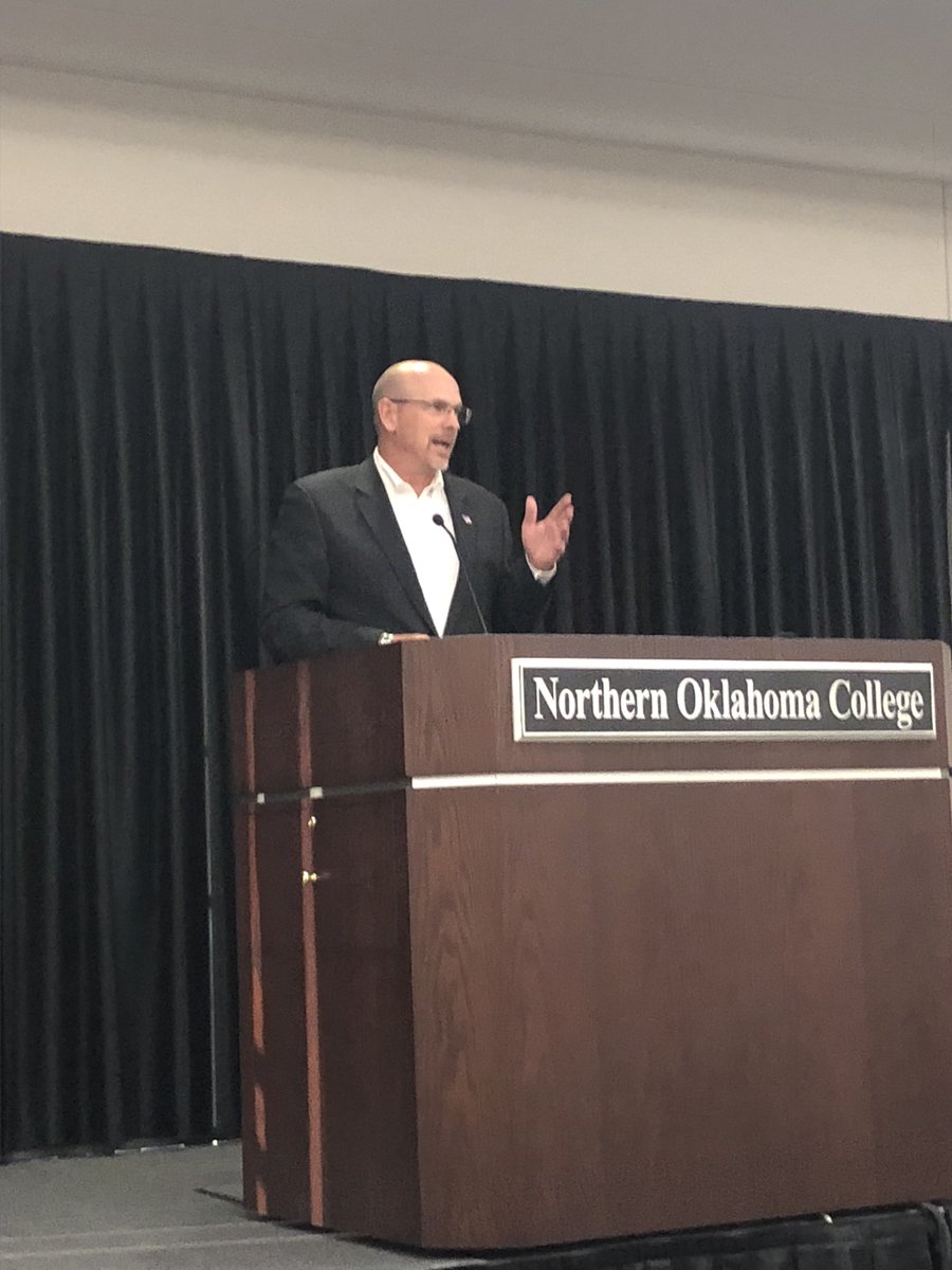 FarmersCoopOK's tweet photo. Thanks to all that joined the Farmers Cooperative Association annual meeting last night. A special thanks to Alan Woodard for sharing CEA's success and goals. @comarkequity https://t.co/SIQE5qKKhc