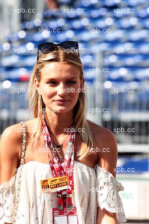 Photos from Monaco facebook.com/pg/f1ladies/ph…