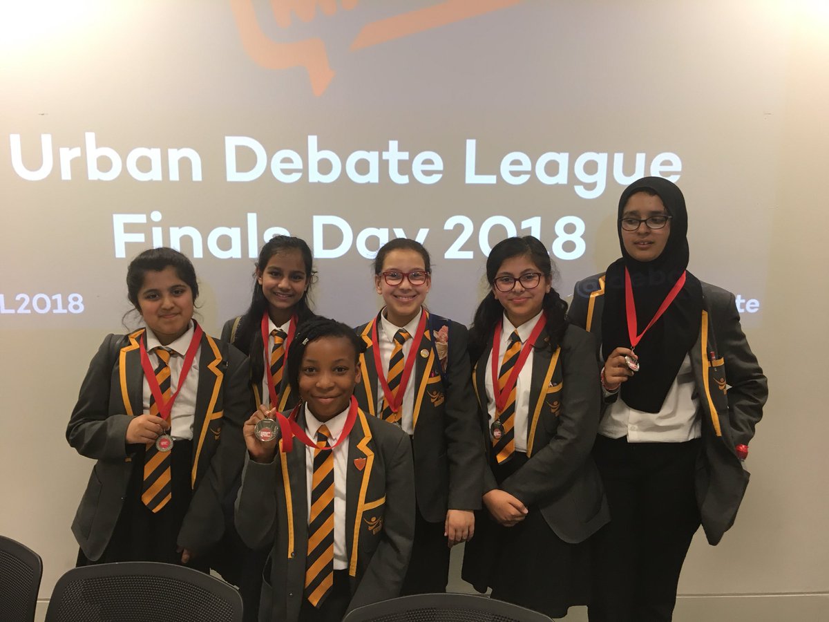 MEAC_languages's tweet photo. Runners up in the grand final. So proud and impressed of our students who we can now call some of the best debaters in the country! @MEAcentral @Debate_Mate https://t.co/azcGJdd7kD