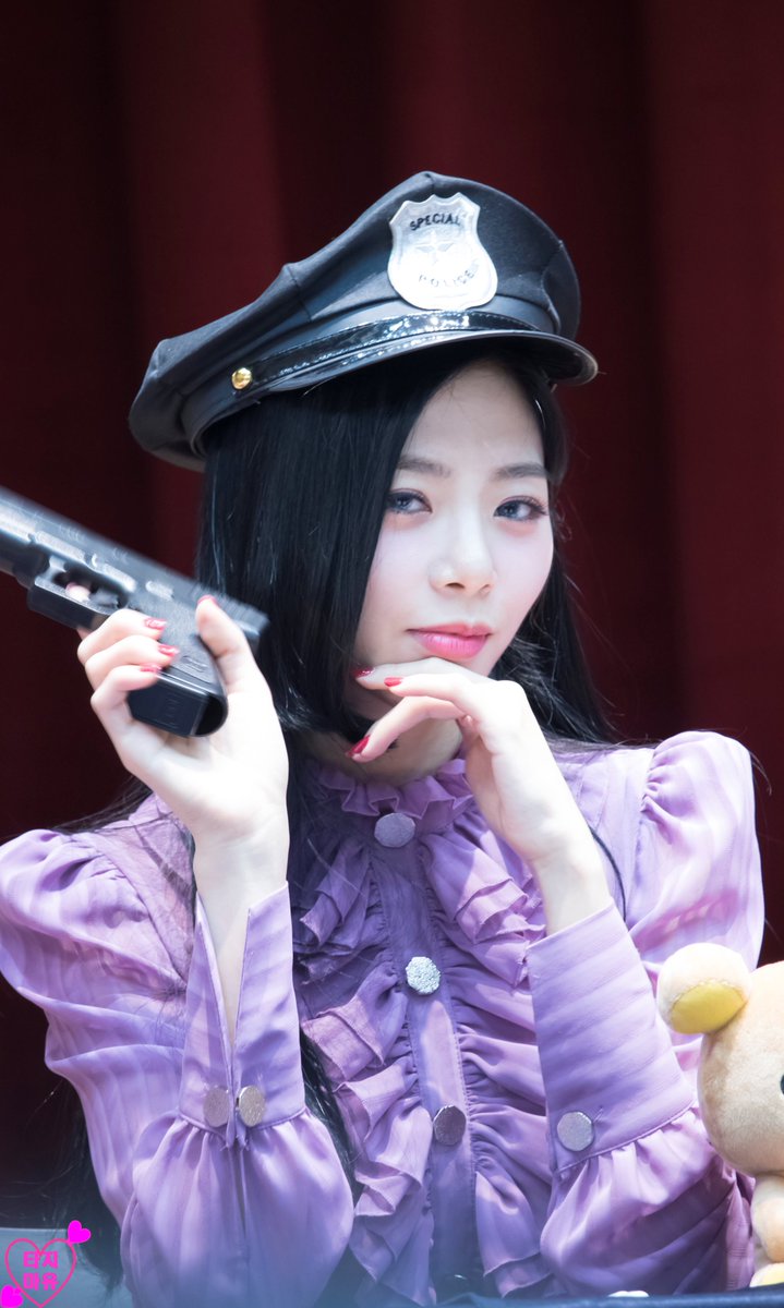 Flywithyou0517's tweet photo. #드림캐쳐 #지유 #jiu #Dreamcatcher #한남동팬싸인회180519 
무슨 말이 필요하겠니...고마워~♥ https://t.co/6uiZ1zYicM