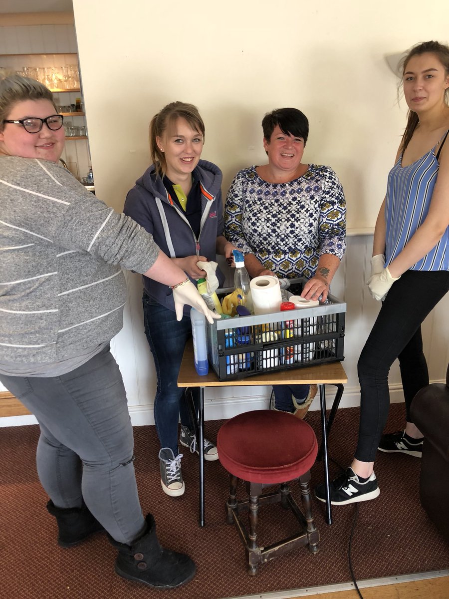 Wadebridge premier inn tweet media