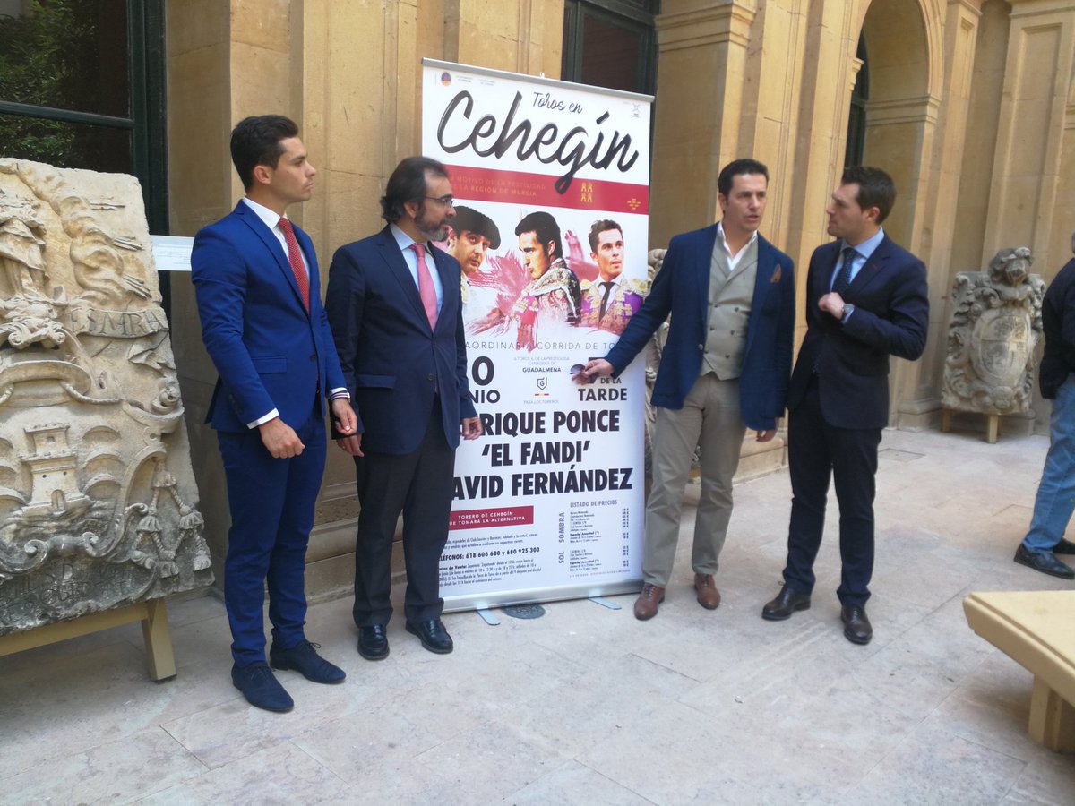 RM_Hacienda's tweet photo. 🐂🏟️Una corrida de toros en #Cehegín, entre los actos conmemorativos del Día de la #RegiónMurcia 

ℹ️ https://t.co/Uc1Fcdj2CF https://t.co/WS5vxnYMGn