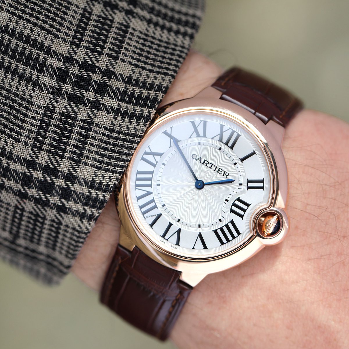FellowsAuctions's tweet photo. Lot 52 from The Watch Sale on 29 May is this Cartier Ballon Bleu 'Ultra Thin'  watch 😍😍😍 We love how smart it looks and how thin it is 👌 How do you think it will do in auction? View the full listing here https://t.co/5jpwVvjXHX https://t.co/TuR9XrRBSF