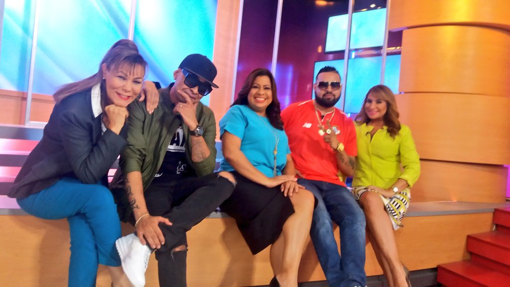 Gracias por acompañarnos en #NoticiasAM con <a href="/quinnannette/">Annette Quinn</a> <a href="/realphantom507/">realphantom507</a> <a href="/CastaliaPascual/">Castalia Pascual F.</a> <a href="/bcapanama/">BCAPANAMA</a> y <a href="/siriamiranda/">Siria Miranda</a>