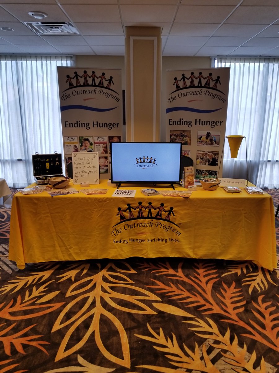 Outreachprgm's tweet photo. Thank you @UWNorthCarolina for hosting #UWSERC! @Outreachprgm was able to connect with so many great associations and educate all attendees on how to END HUNGER & ENRICH LIVES! #liveunited #endhunger #hunger #hungerinsecurity #excitingtimes https://t.co/cX5QB1NdoK