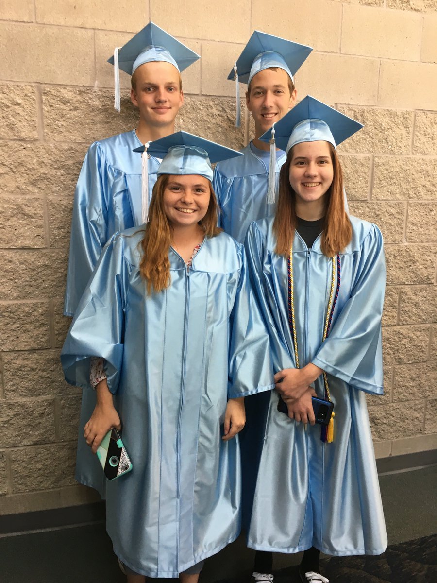 SwansboroHS's tweet photo. The time has come and these seniors are counting down the days until graduation. Senior Walks are today! #PirateProud @BoroPirates https://t.co/HEfu5zMvQV