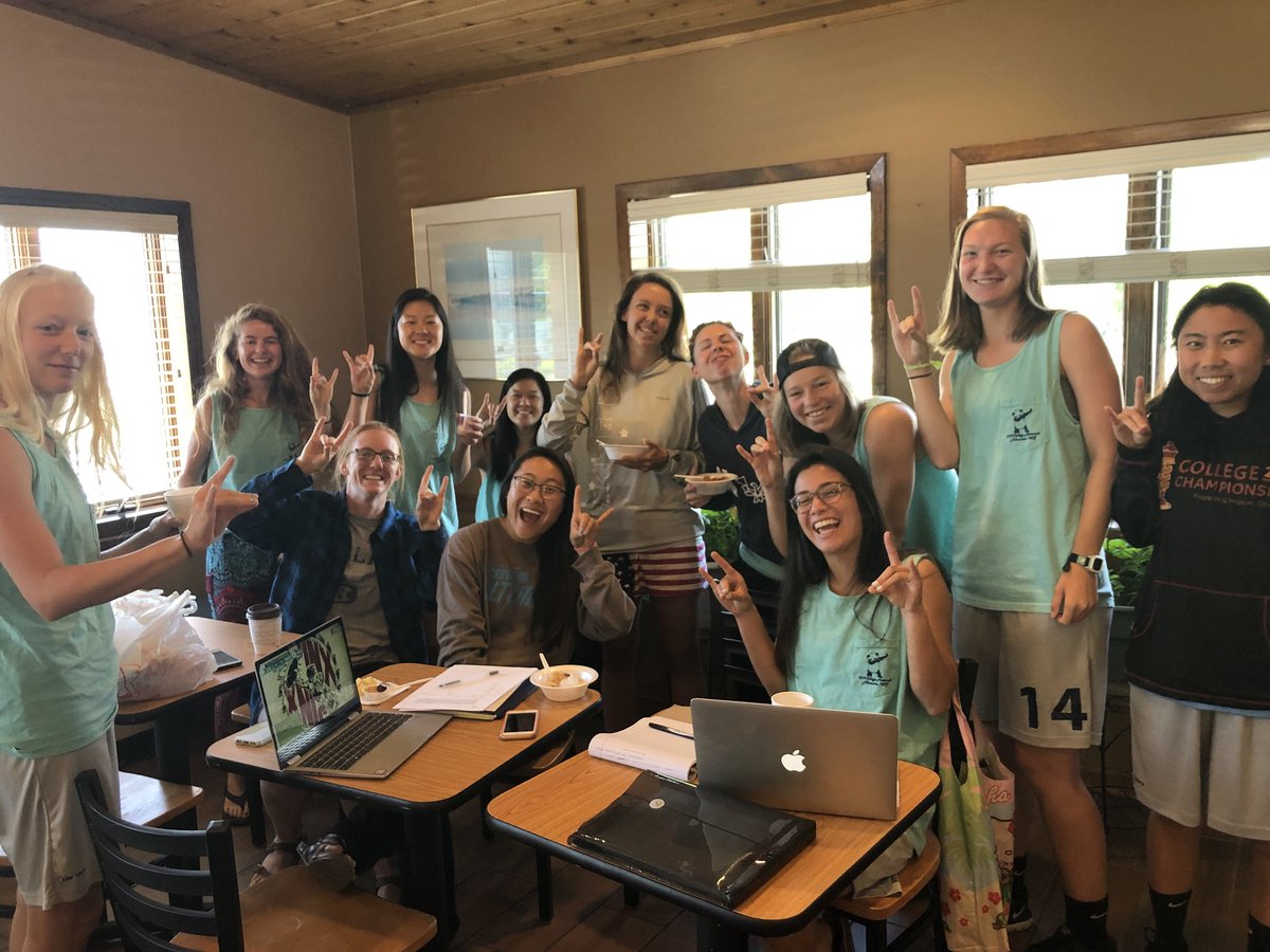 UNC_Pleiades's tweet image. Rare that we’ll cheer for the Wolfpack but GOOOO @NCSUJagaMonsta TOOK HALF ON OREGON (thx Jinx Cam @wolfpackultim8) #iamthewolf #WEARETHEPACK @NC_Ultimate #USAUD1CHAMPS