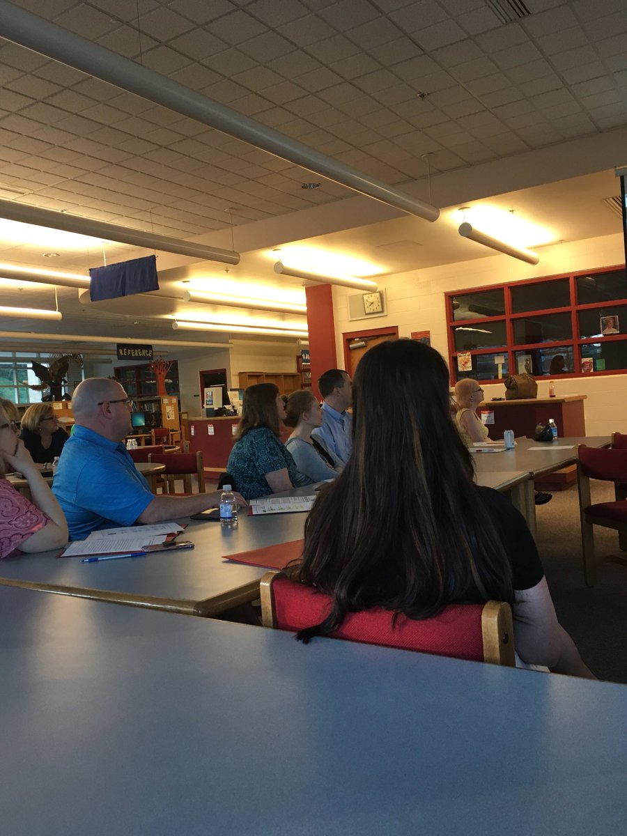 Kandoolu's tweet photo. Thank you @ShalerArea for hosting “Mindset Matters” for the parents!  It was wonderful to hear Bill Isler speak, and your featured teachers and students are inspiring individuals. 🧠💡

 #mindsetmatters #growthmindset #education #inspirational #shalerarea #sasd #studentgrowth https://t.co/91siIZdD9D