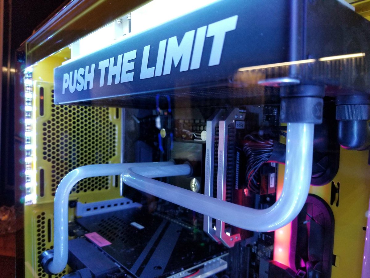 Zotac_Es's tweet photo. Configuraciones perfectas ๐
#ZOTAC #ZOTACGAMING #BSMODS https://t.co/ROsghKufIi