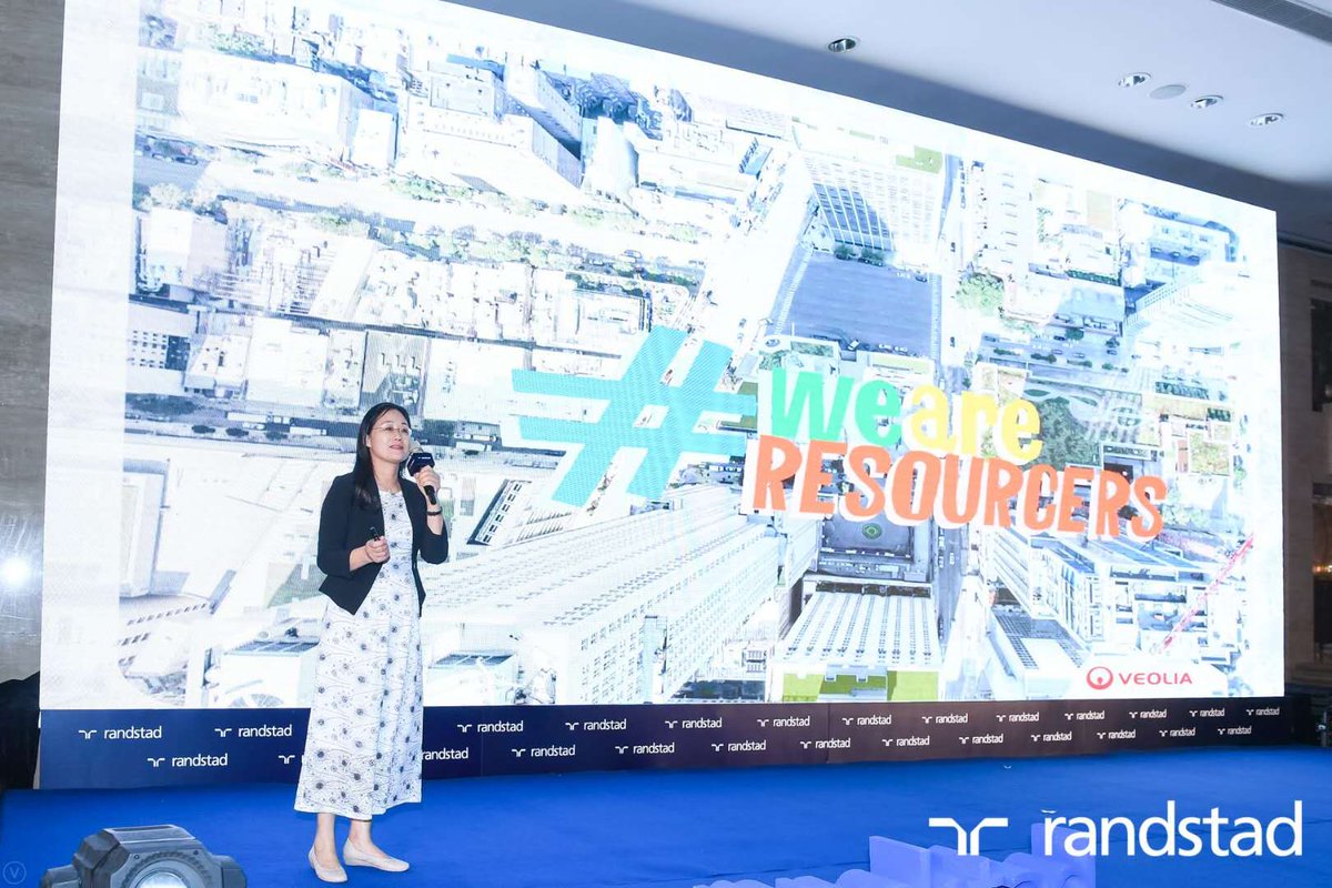 Veolia's tweet photo. Veolia has won 2018 silver Randstad Award for Best Employer in #China! #WeAreResourcers #RandstadAward2018 https://t.co/Rsbtw7Xr9B