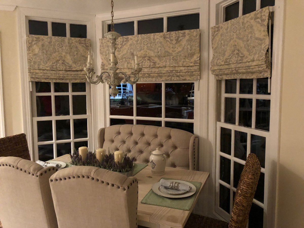 RegalDrapes's tweet photo. Tammy from VA shared a picture of her dining room remodel featuring flat roman shades.

"They are spectacular. This is 2nd time I have ordered and love them all. Will end up with these in all rooms in future! Thank you!"  

#romanshades #decor #CustomerSuccess https://t.co/z716mNHzqv