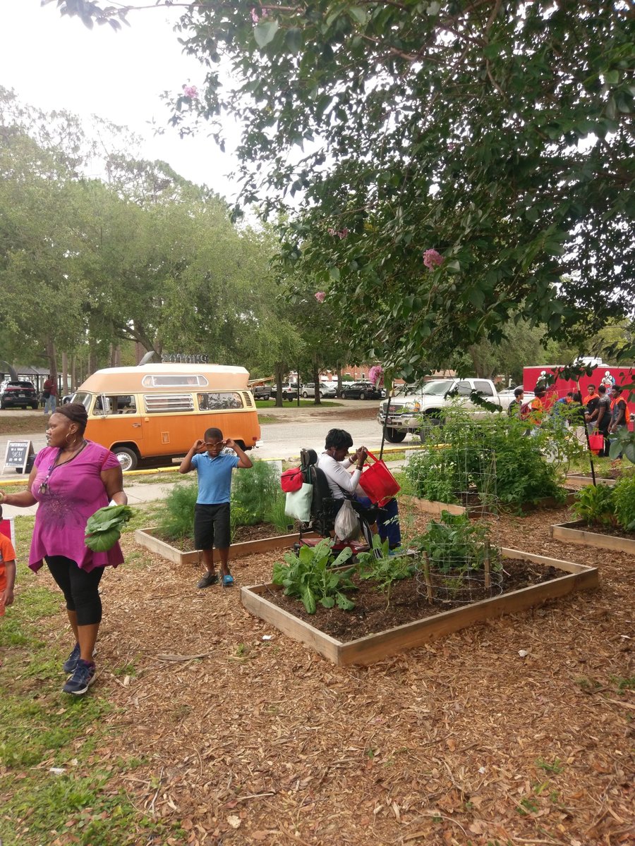 KaleySquare's tweet image. We had a great time with the community at the Holden Heights Block Party! Thanks to all who came out. #OBTBlockParty #HoldenHeights