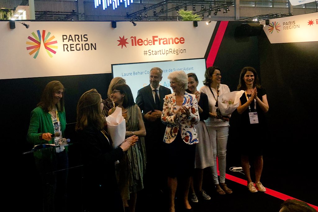 👏🏼 Bravo aux #Startups gagnantes <a href="/IsaMTop/">isamtop_97</a> de <a href="/isahitcom/">isahit</a> qui remporte le #bizzofemininaward et à Laure Behar de <a href="/SuperAidant/">Super Aidant</a> qui remporte le Young Award ! 

#VivaTech #entrepreneuriat