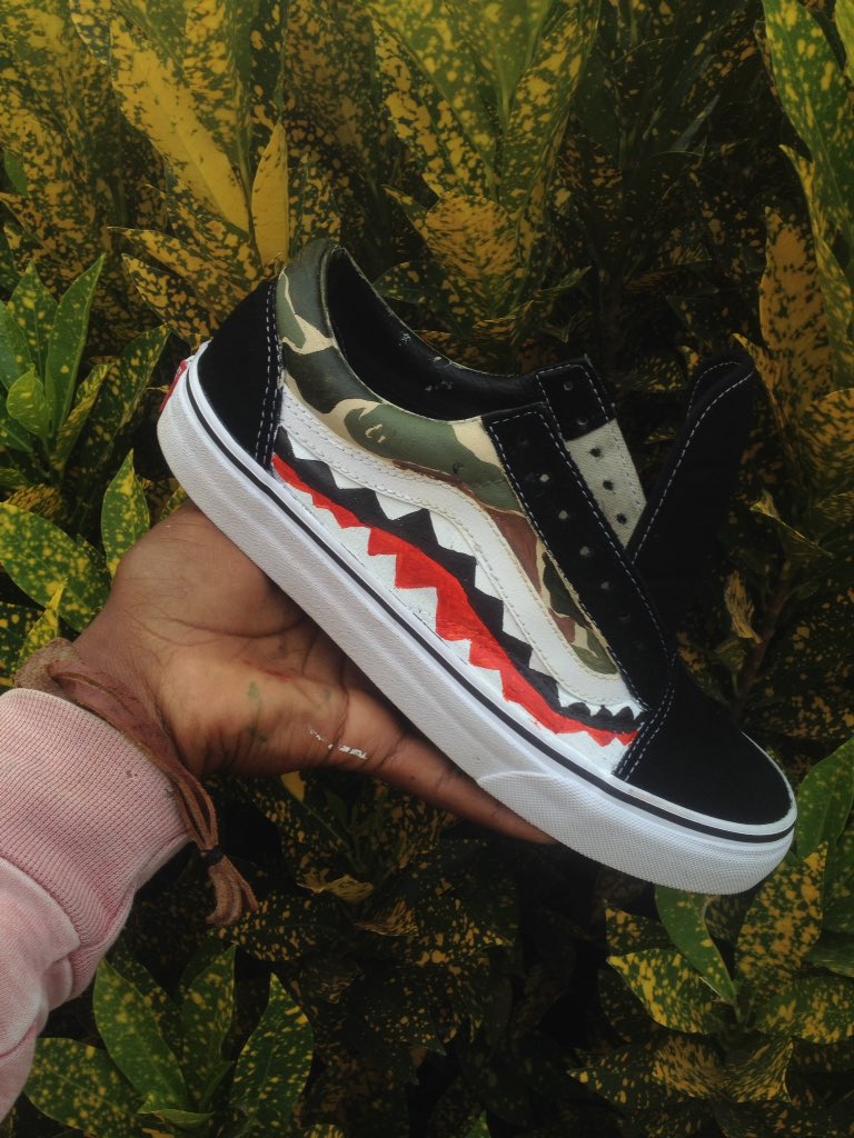AfriHand's tweet photo. @vansskate Custom made #afrihand🎨✨ https://t.co/qQK1TwFswT