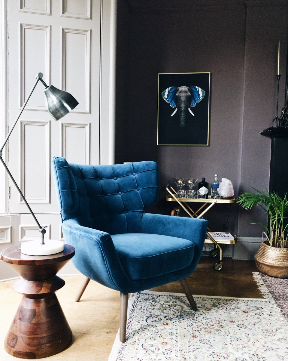 Around_Houses's tweet photo. It's often said that buying all your furniture from one store will result in a boring room without personality. But are there exceptions? https://t.co/cdNcQkc1GI https://t.co/wNl0hBqkd0