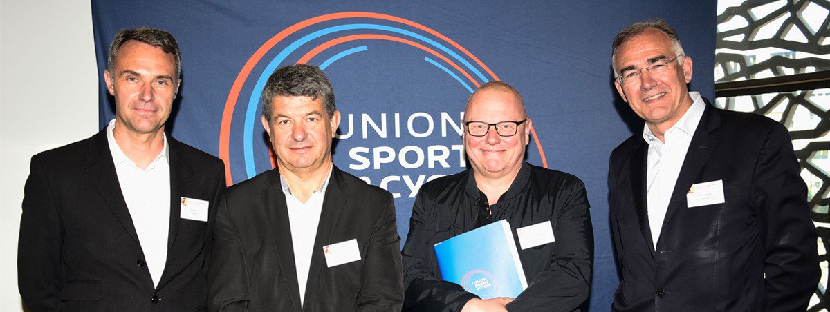 <a href="/EricDaligault/">Eric Daligault</a>, Directeur Général de KOMPAN France, Espagne et Italie a été réélu à la co-présidence de <a href="/UNIONs_c/">UNION des ENTREPRISES Sport & Cycle</a>, pour un mandat de trois ans. Découvrez plus de détails en lisant le communiqué de presse, en ce #VendrediLecture. 
unionsportcycle.com/actualites/201…