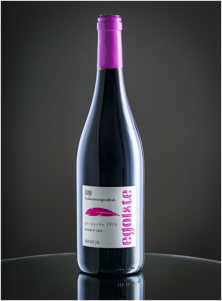 garnachasnaj's tweet photo. Y desde Azofra... Egoiste de @BodegasJER 🍷 ¿quieres probarlo? Anímate y ven a Baños de Río Tobía este domingo de 11 a 15 h. Ah! Y acompáñalo con un rico plato de jamón local 😋 #larioja #winelover #bodegando #sunday #planes #wine🍷 #vinos https://t.co/8J2iZIAhiJ
