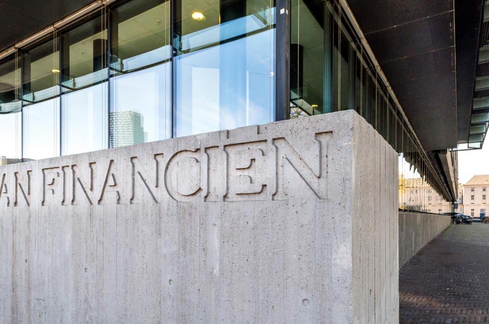 Today, in a letter to State Secretary for Finance Menno Snel, AmCham and  the German Chamber of Commerce (Duits-Nederlandse Handelskamer) have  jointly pleaded for the preservation of the 30% Rule, or at least for a  transitional arrangement - read more: tinyurl.com/yd92394r