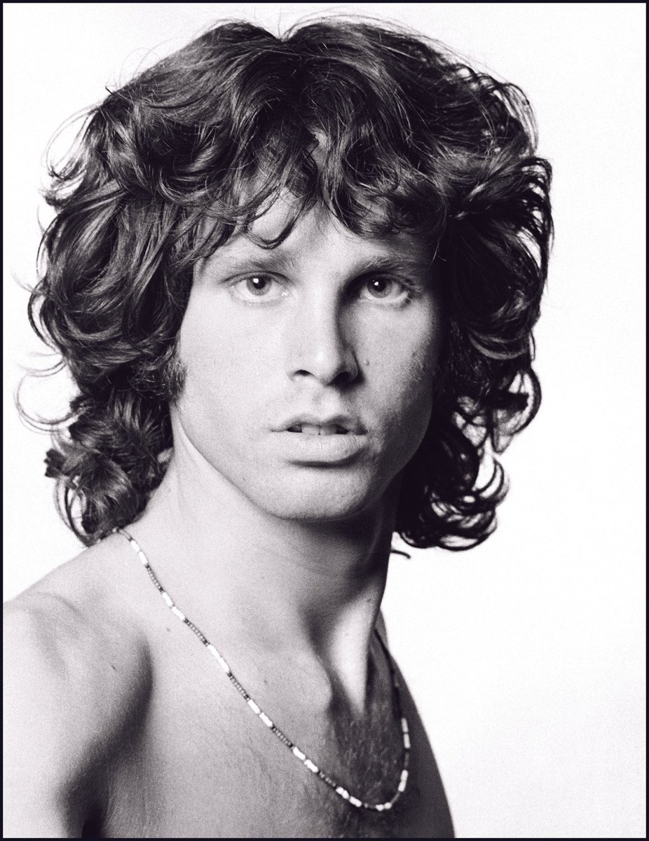 rockenpy's tweet photo. Hoy Viernes 25 Tributazo a The Doors en @diemannschaftpy Carmelitas. En vivo #BackdoorMen Show a las 00.30hs https://t.co/Hl8rfRv8At
