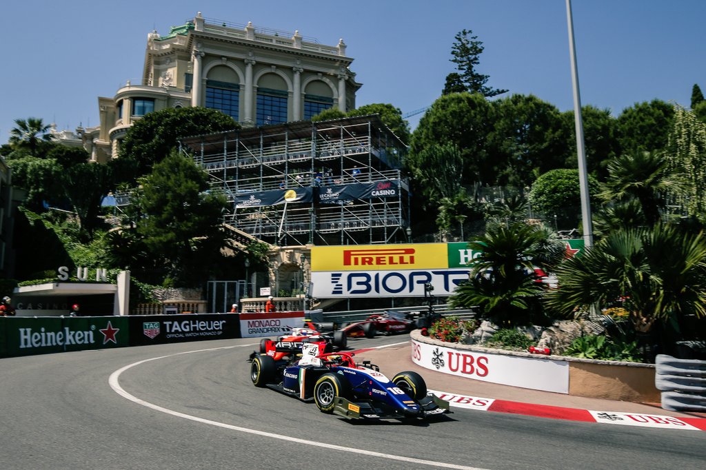 ArjunMaini's tweet photo. A close race, but P5 in race 1!
#Maini16 https://t.co/xSdxGiaZ5v